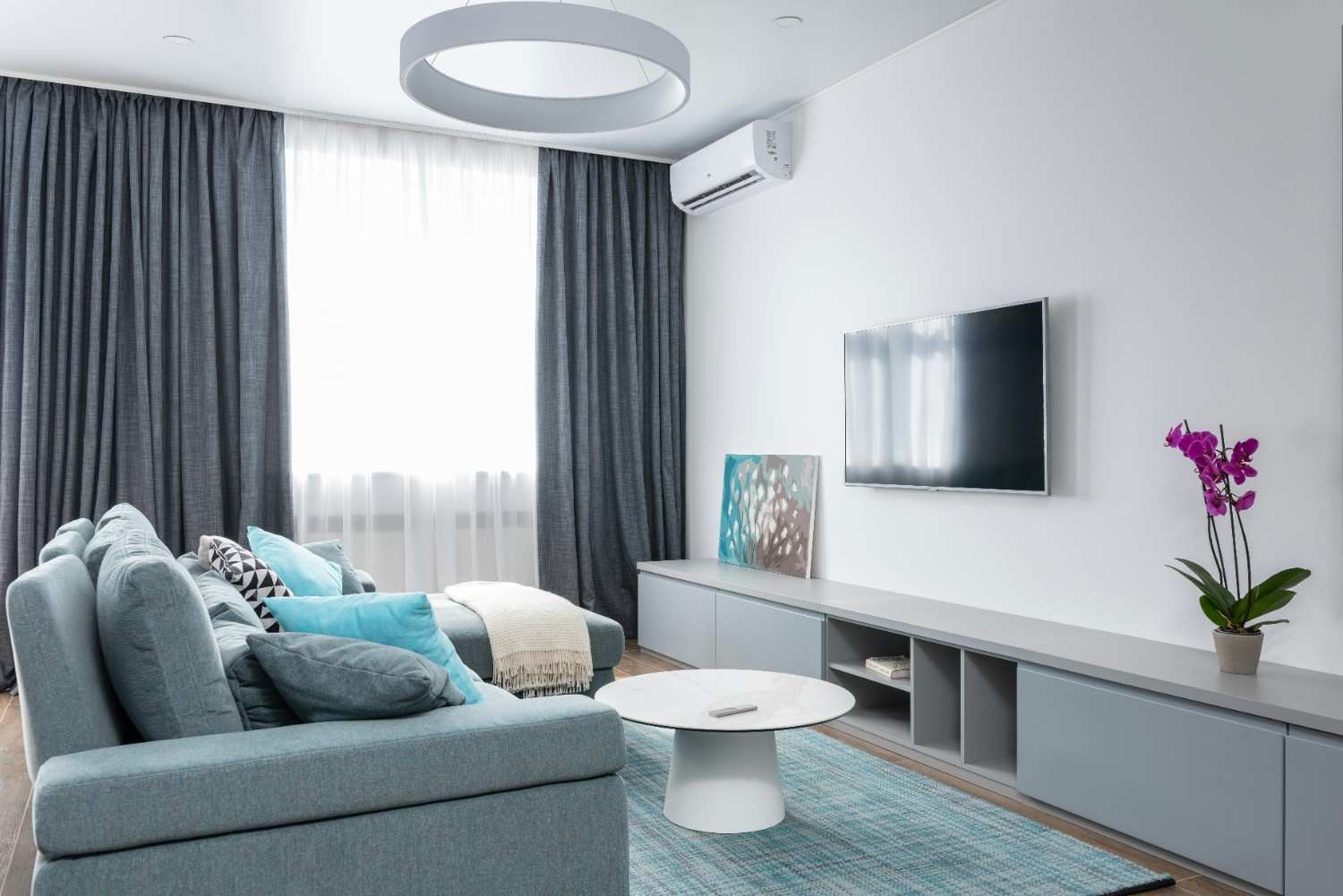 Best Interior Designers in Delhi NCR – Creating Workspaces That Inspire